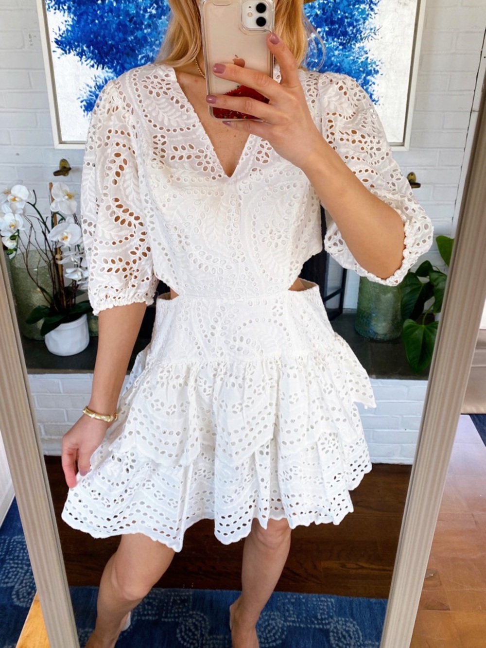 BCBGMaxAzria White Eyelet Puff Sleeve Cut Out Tiered Mini Dress! 🐚